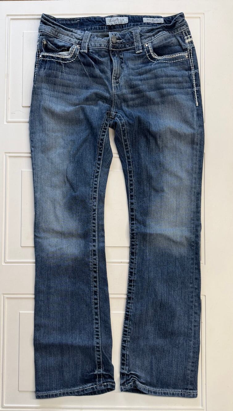 Daytrip Womens Sz 33L Long Blue Virgo Bootcut Boot Cut Denim Jeans